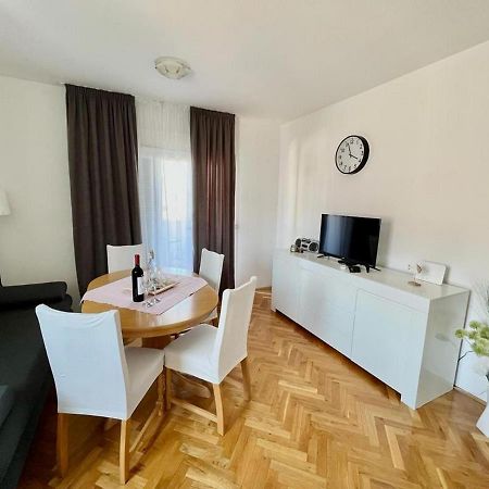 Apartment Troisa Kaštela Exteriör bild